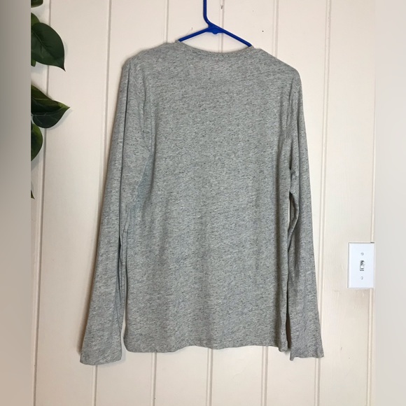 Old Navy LS 3 Button Pullover Shirt NWT
Soft Washed Material 
Size Small 34 - 36 - Picture 11 of 14